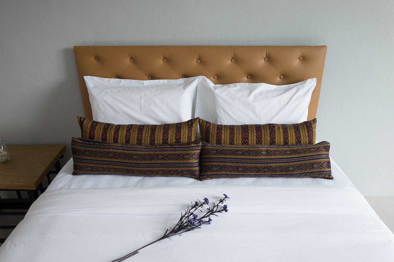 Pugdee Hotel Lang Suan エクステリア 写真
